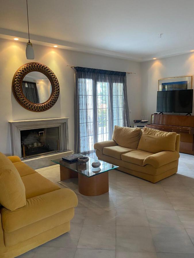 Suite With Garden Agia Marina  Екстериор снимка